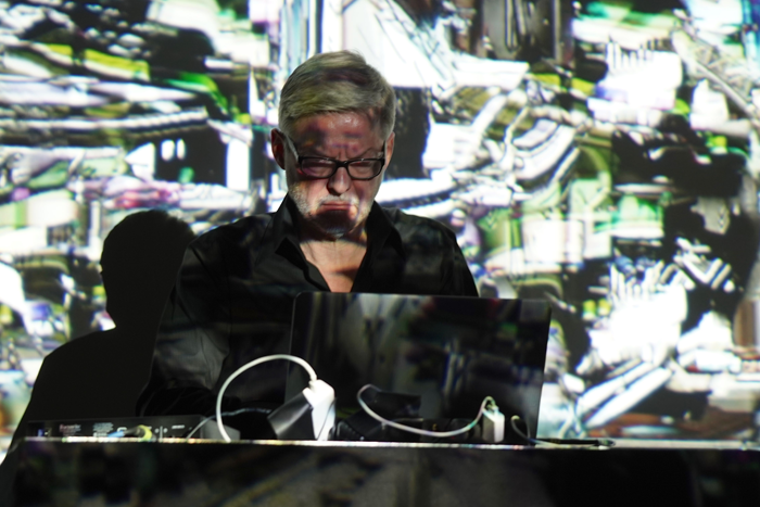 wolfgang voigt